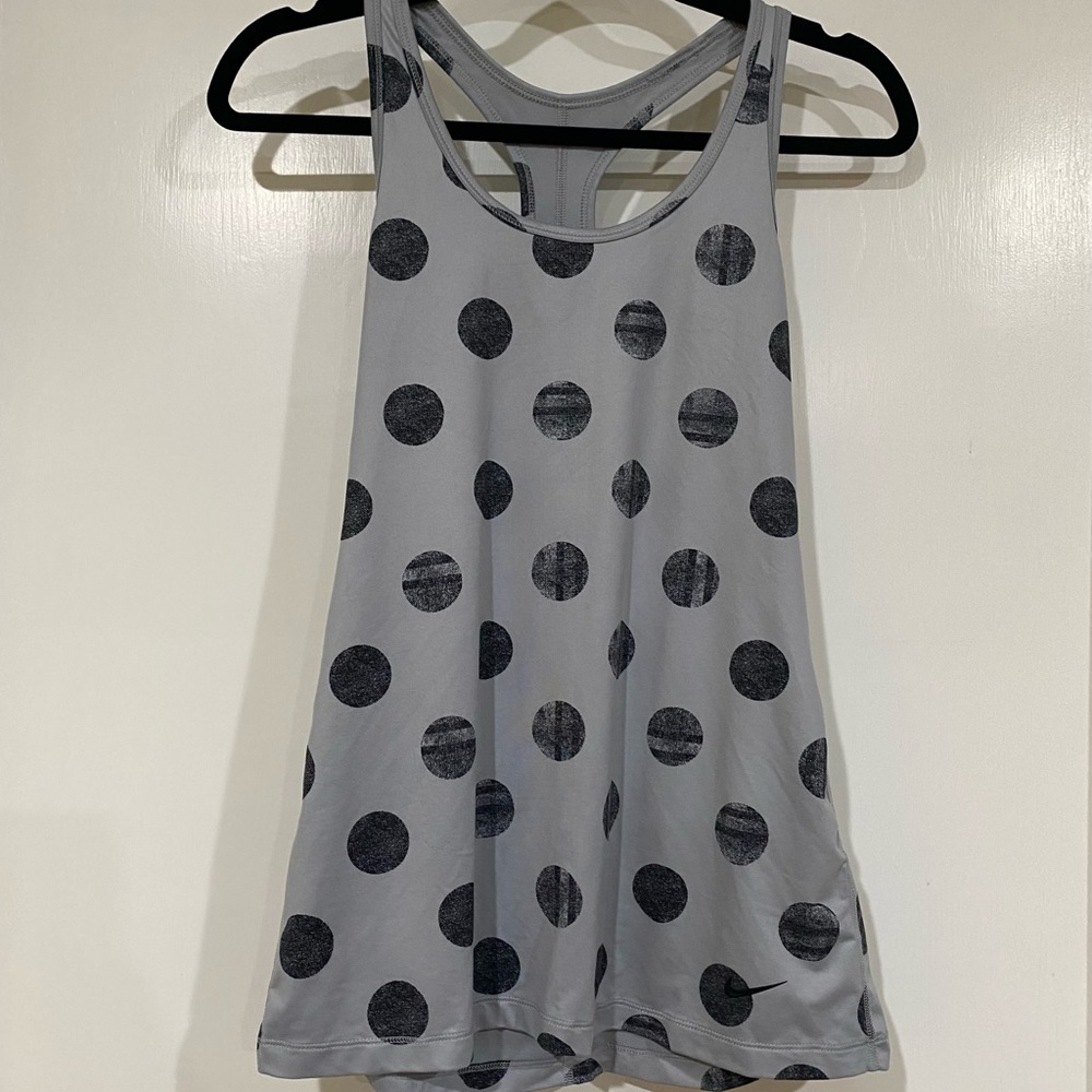 Nike Size Medium Dri-Fit Women’s Training Tank Top